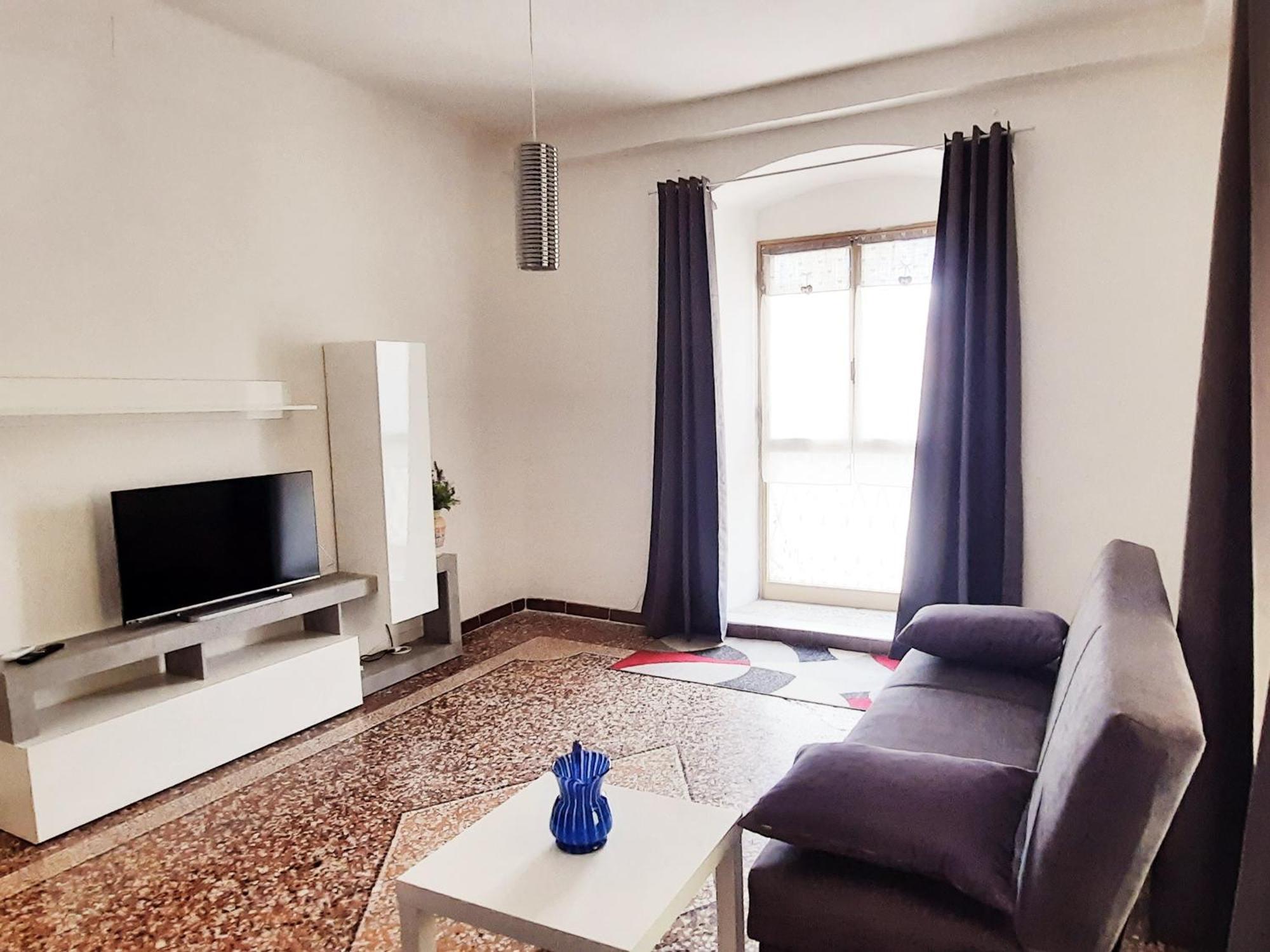 Ferry House Two Apartment Специя Екстериор снимка